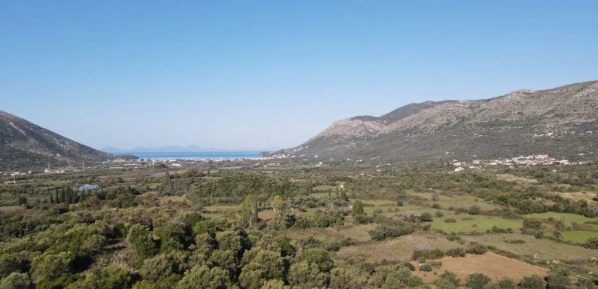 Πωλείται οικόπεδο   2.304,10 τ.μ. στην Σκορπιώνα Θεσπρωτίας. 70.000€  (029)