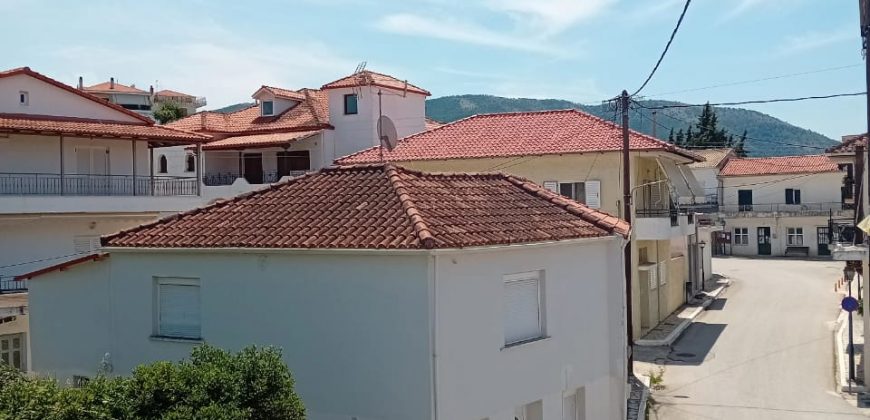 Πωλείται οικοδομή 198  τ.μ. στο Καστρί Ηγουμενίτσας 130.000€ (067)