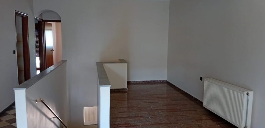 Πωλείται οικοδομή 198  τ.μ. στο Καστρί Ηγουμενίτσας 130.000€ (067)