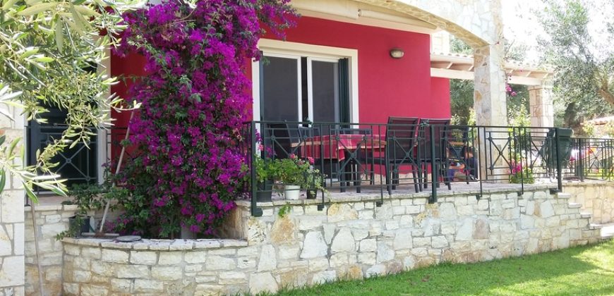Πωλείται κατοικία 201 τ.μ. στα Σύβοτα Θεσπρωτίας. 500.000€ (056)