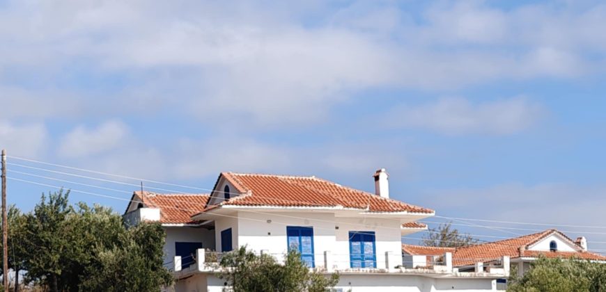 For sale a panoramic plot of 2,710.60 sq m. with two houses in Sivota, Thesprotia. 1,100,000€ (311)