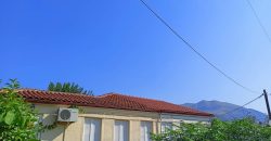 Πωλείται διώροφη κατοικία  70 τ.μ. στους Φιλιάτες Θεσπρωτίας. 38.000€ (301)