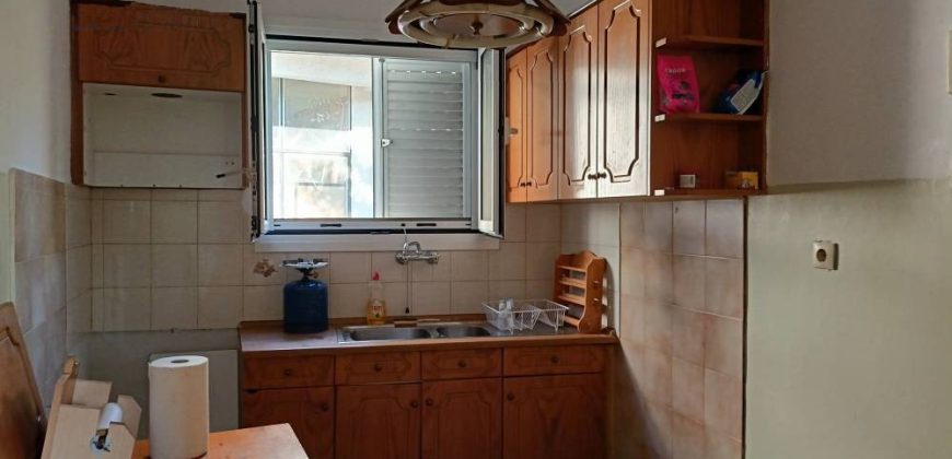 Πωλείται διώροφη κατοικία  70 τ.μ. στους Φιλιάτες Θεσπρωτίας. 38.000€ (301)