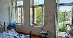 Πωλείται διώροφη κατοικία  70 τ.μ. στους Φιλιάτες Θεσπρωτίας. 38.000€ (301)