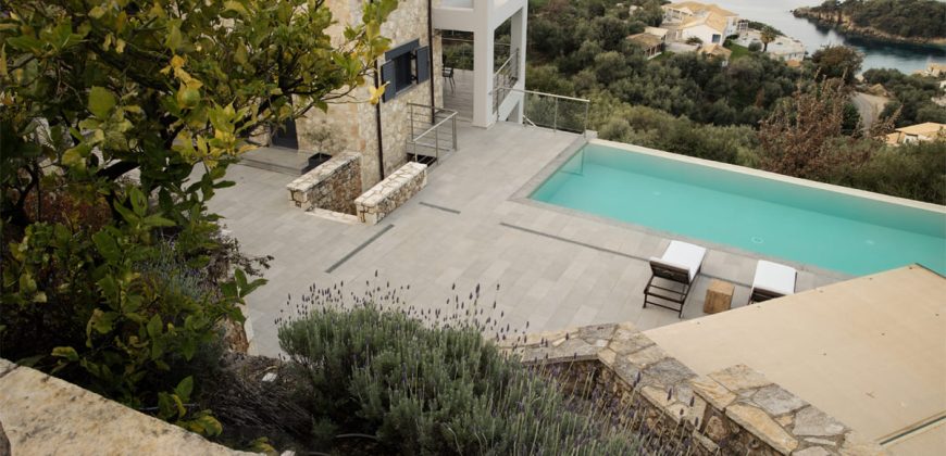 Luxurious villa for sale 217.17 sq m in Sivota, Thesprotia 1,100,000€ ( 213)