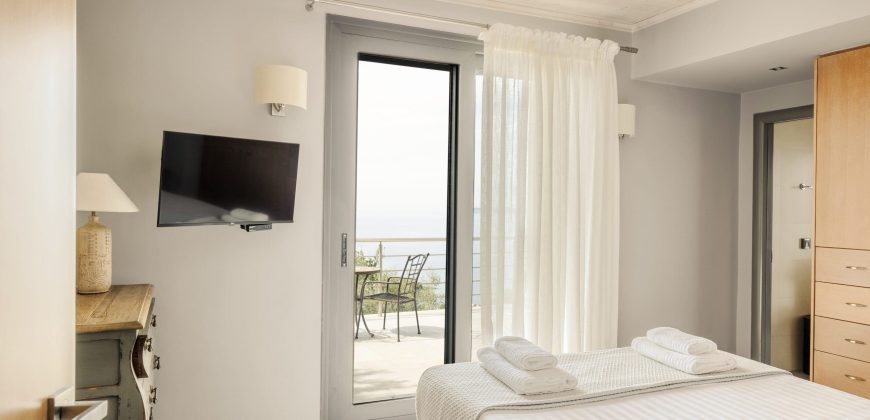 Luxurious villa for sale 217.17 sq m in Sivota, Thesprotia 1,100,000€ ( 213)